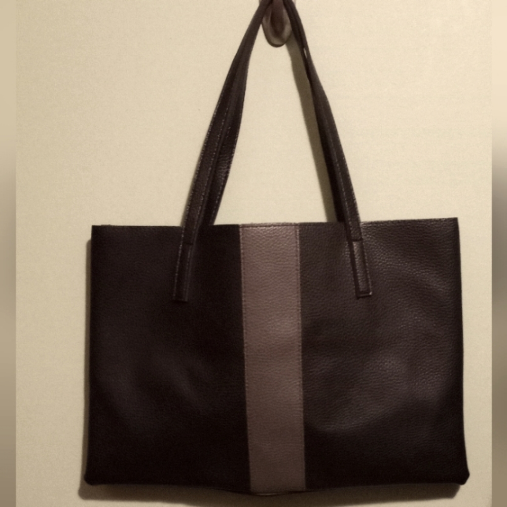 NWOT Vince Camuto Tote